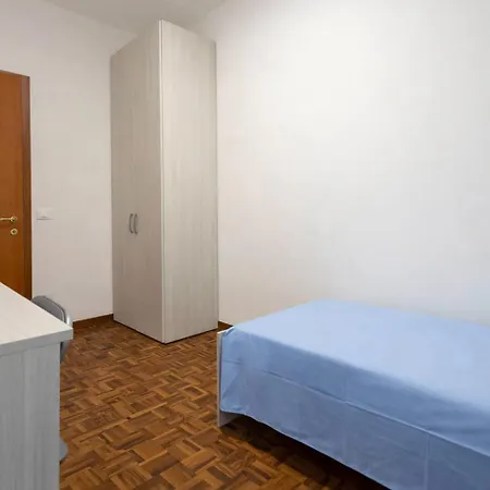 Residenza Santa Rita 诺瓦拉