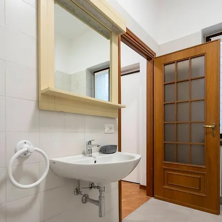 公寓 Residenza Santa Rita 诺瓦拉