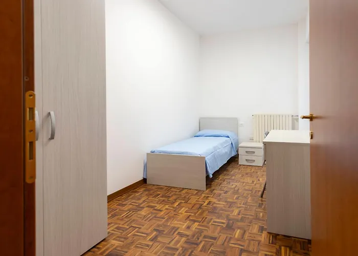 Residenza Santa Rita 아파트 노바라