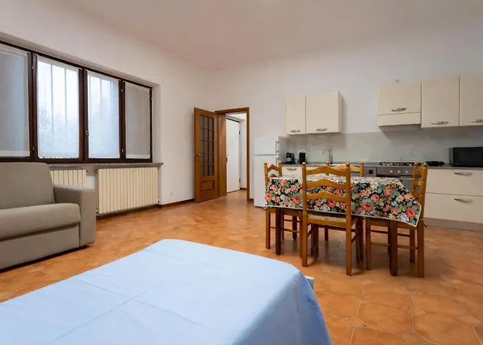 Residenza Santa Rita * 노바라